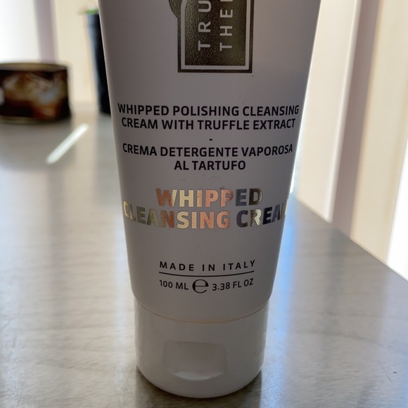 Skin & Co Roma whipped cleansing cream - Picture 4 of 4